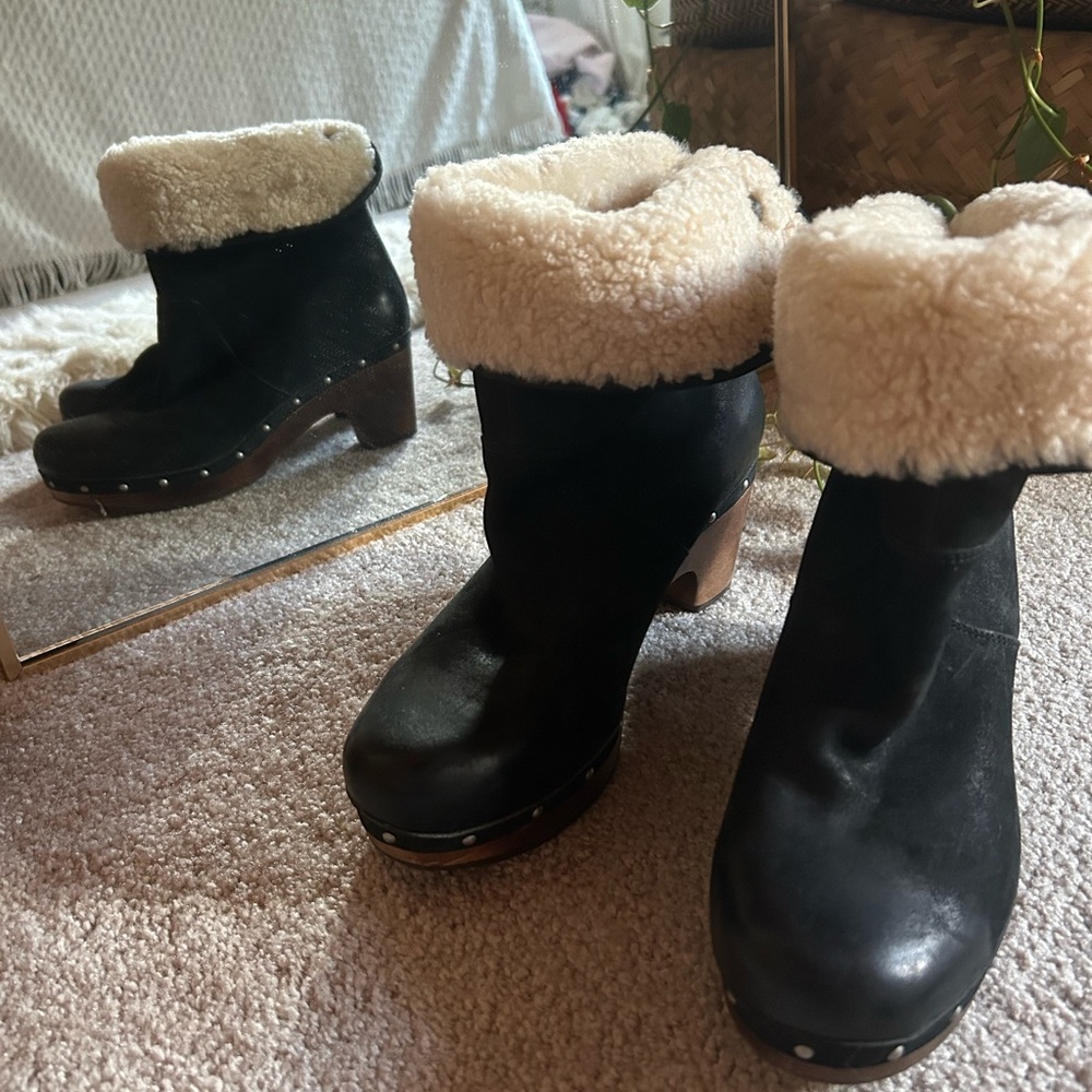 UGG 3207 Lynnea Womens 39 Black Nubuck Leather